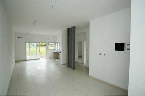 Casa Venta Estrenar 3 Dormitorios Y 200 Mts 2-financiación -san Carlos
