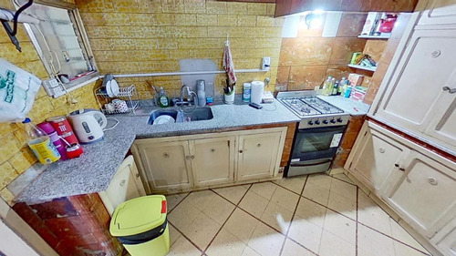 Imagen 30 de 30 de Casa En Los Hornos - Lote De 10 X 45 - 3 Dormitorios