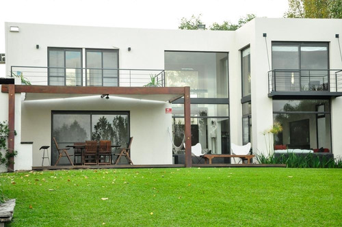 Imagen 9 de 14 de Casa Sobre Laguna Principal- Alquiler Temporario O Anual