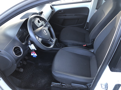 Volkswagen Up! 1.0 Take