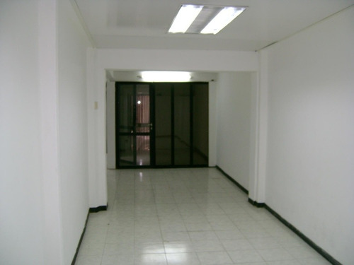 Imagen 2 de 9 de Oficina En Alquiler En La Campiña