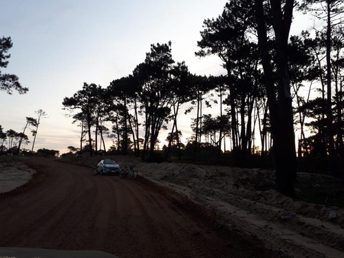 Terreno En Venta - 4 Cuadras De La Playa Montoya