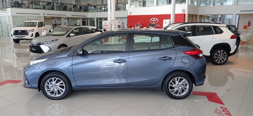 Imagen 5 de 11 de Toyota // Yaris Xls 6m/t
