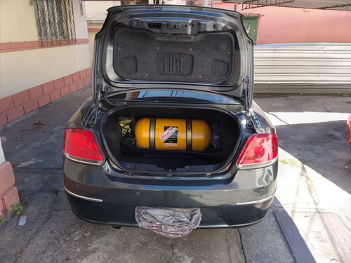 Fiat Linea 2010 1.9 16v Lx Flex 4p