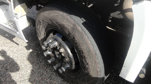 Imagem 8 de 8 de Sinotruk Howo 380 6x4 201010