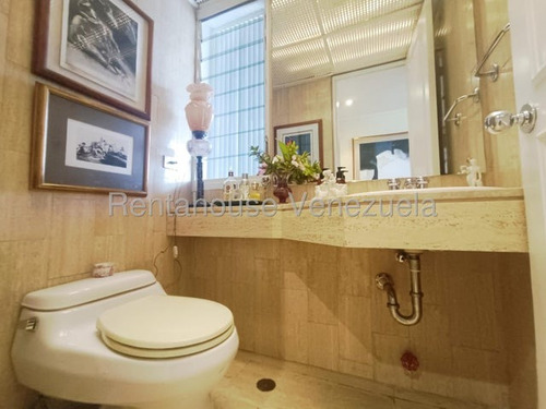 Regio Apartamento Ubicado En La Avenida Principal Del Country Club, En Venta, Mls# 25-21840 Zr