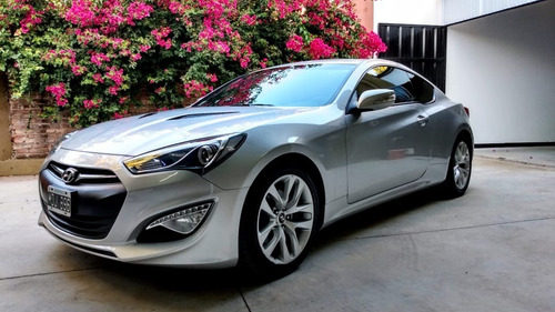 Hyundai Génesis 2.0t 275hp