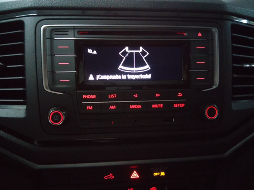Imagen 8 de 25 de Volkswagen Amarok 2.0 Cd Tdi 140cv Trendline Llantas 2023 Dm