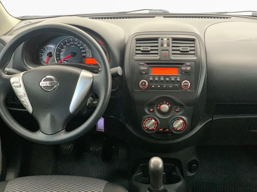 Imagem 14 de 15 de Versa Conforto 2019 1.0s