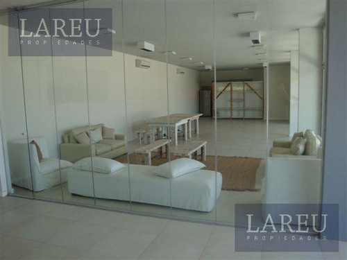 Departamento De 2 Ambientes En Venta - Condominio Civis