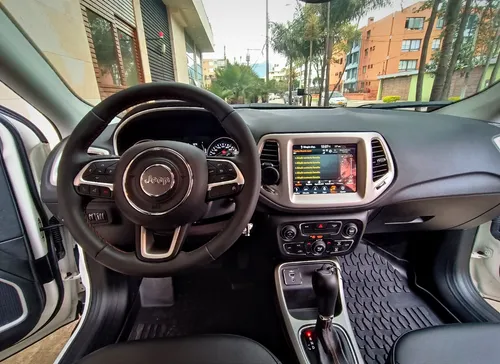 Jeep Compass 2.4 4X2 Longitude At