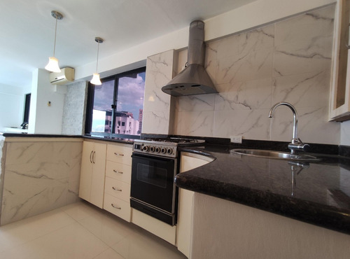 Imagen 13 de 30 de Fernando Guerrero Vende Apartamento Duplex En Res Hábitat, El Bosque