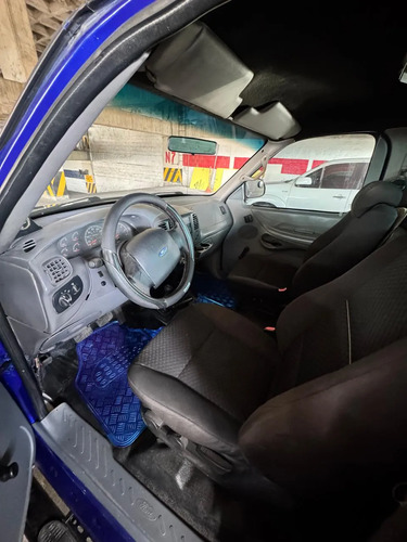 Ford F-150 4.2 Xl Style Side 4x4