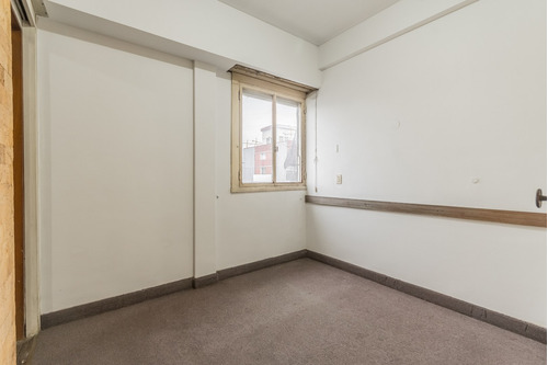 Imagen 27 de 30 de Venta Departamento Muy Luminoso De 4 Ambientes Con Dependencia En Balvanera