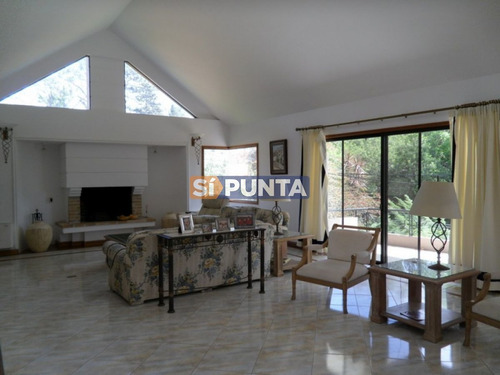 Imagen 2 de 14 de Casa Con Piscina Climatizada En Alquiler