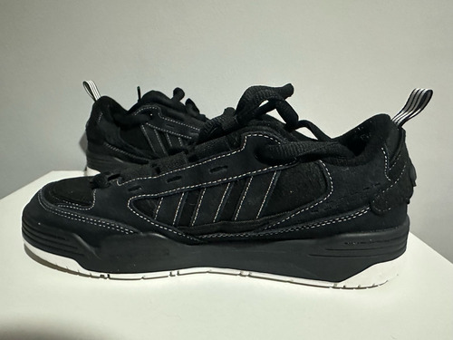 Zapatillas Adidas Adi2000 Negro Con Hilo Blanco