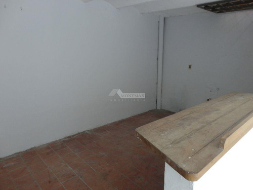 Imagen 9 de 22 de Casa La Comercial Venta 4 Dormitorios A 1 Cuadra De Arenal Grande Y Amézaga