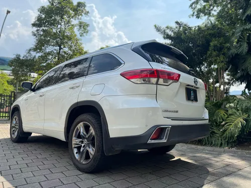 Toyota Highlander Hybrid 4x4 2019 Motor 3.500 Kilometraje: