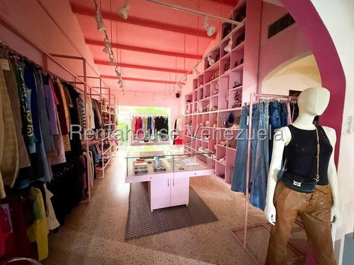 Local Comercial Multiemprendedor En Venta En Los Palos Grandes 25-23477 Cs