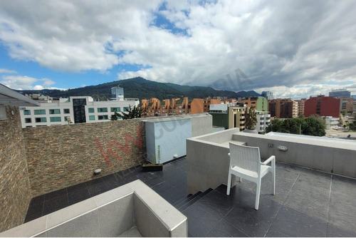 Penthouse Duplex En Santa Paula 202.5m2 + 60m2 Terraza, 3 Habitaciones, 3.5 Baños $1.250 Millones-6914