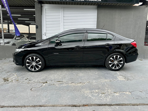 Honda Civic Sedan LXR 2.0 Flexone 16V Aut. 4p