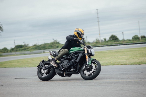 Imagen 19 de 20 de Benelli 752s 0 Km 2023 Consulte Precio Insuperable!!