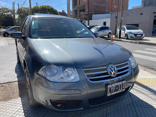 Imagen 2 de 14 de Volkswagen Bora 2012 1.9 Trendline I 100cv