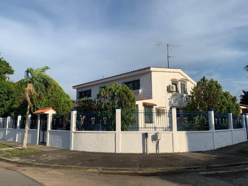 Imagen 14 de 14 de Casa En Venta Urb Trigal Norte Cod.449669