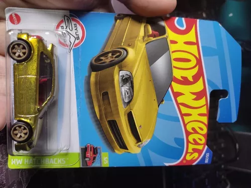 Carrinho Hot Wheels Honda Civic Typer R '99 Hatchbacks 2022 em Promoção na  Americanas