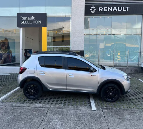 Renault Stepway 1.6 Expression / Zen