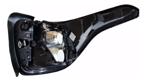Imagen 2 de 7 de Faro Trasero Fiat Toro Alternativo