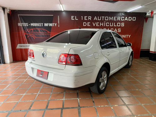 Imagen 4 de 11 de Volkswagen Bora 2.0