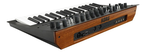 Sintetizador Análogo Polifónico Korg Minilogue-xd
