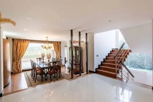 Casa En Venta En Aposentos. Cod V22333