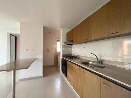Apartamento En Arriendo En Benedictinos. Cod A776241