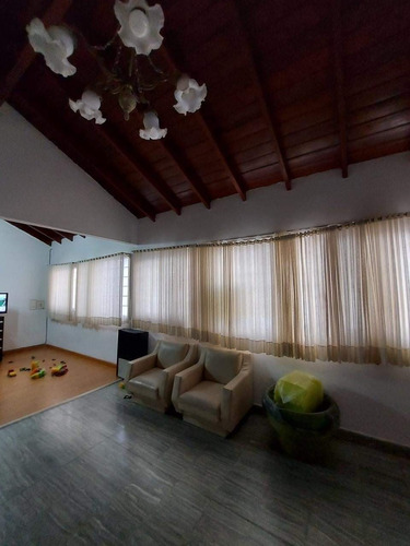 Acepto Bitcoin Chalet Venado Tuerto 215m2 Cubiertos