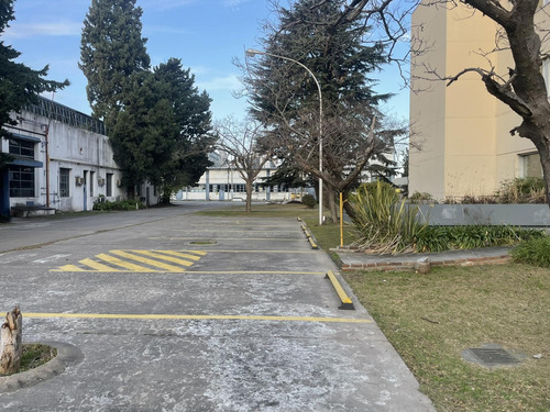Edificio De Oficinas En Alquiler - San Martín