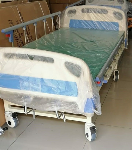 Cama Clinica De Dos Manivelas Importada - Envios