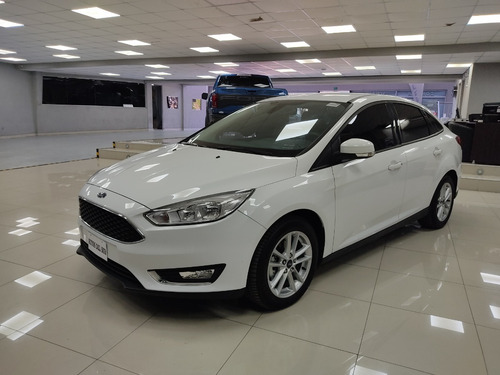 Ford Focus 4p 2.0l N Mt Se 2016 0km
