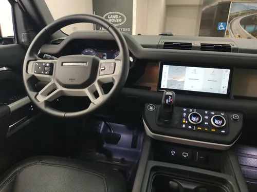 Land Rover Defender 110 Se P400 2024