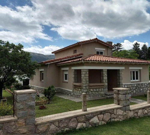 Chalet En Alquiler En Las Sierras De Cordoba