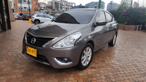 Nissan Versa 1.6 Advance