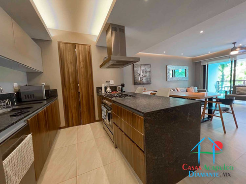 Cad La Isla Emerald K2. Terraza Con Vista A Los Jardines Y Albercas