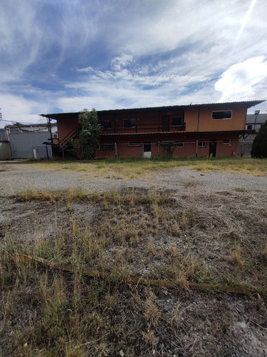 Se Alquila Terreno 3920m2. Guatire.