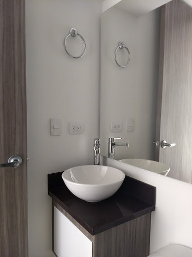 Imagen 18 de 19 de Apartamento En Venta Suramerica 472-2129