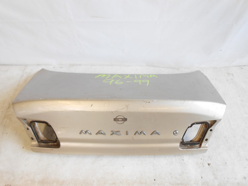 Tapa D Cajuela Nissan Maxima 1995-1999 Ya No Tiene Emblemas 