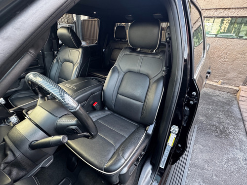 RAM Ram 5.7 Hemi Sport Black Package 4x4 At