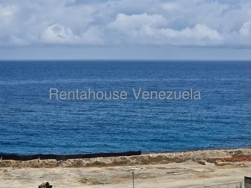 Excelente Apartamento En Venta En Macuto