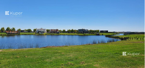 Venta De Lote A La Laguna. Marinas. Puerto Del Lago. Escobar