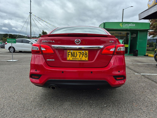 Nissan Sentra 1.8 B17 Fl Sr